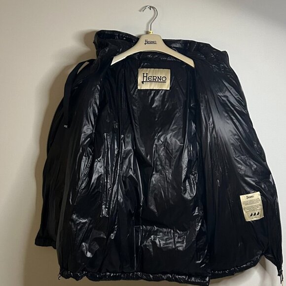 HERNO Women's Nylon Down Jacket in Black Size M - Picture 8 of 8